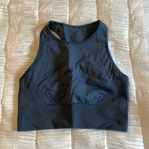 Lululemon high neck sports bra